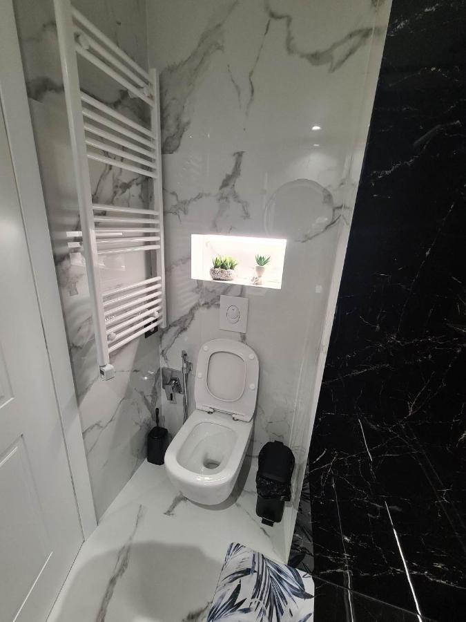 Grey Luxury Apartment Gjirokastër المظهر الخارجي الصورة