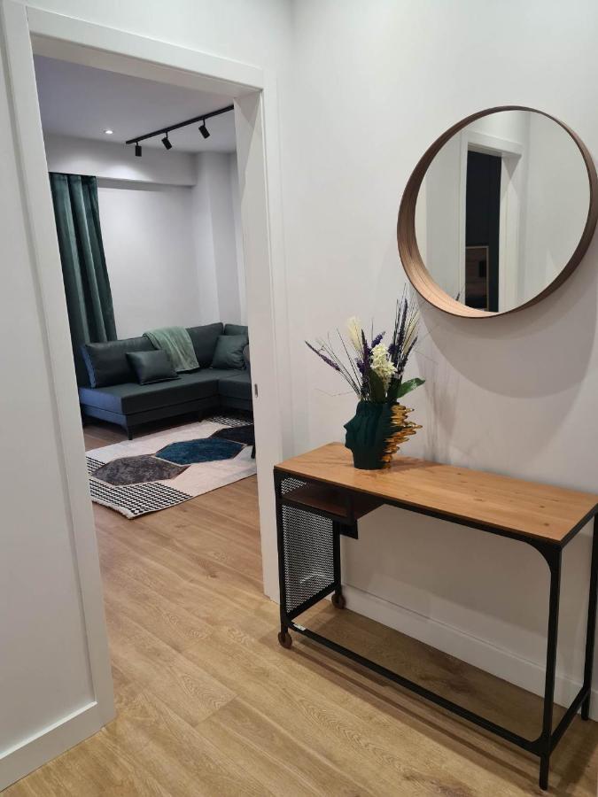 Grey Luxury Apartment Gjirokastër المظهر الخارجي الصورة
